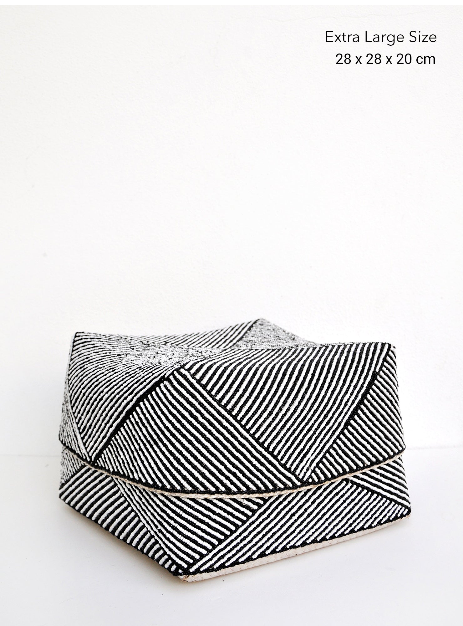 Black & White Beads Box