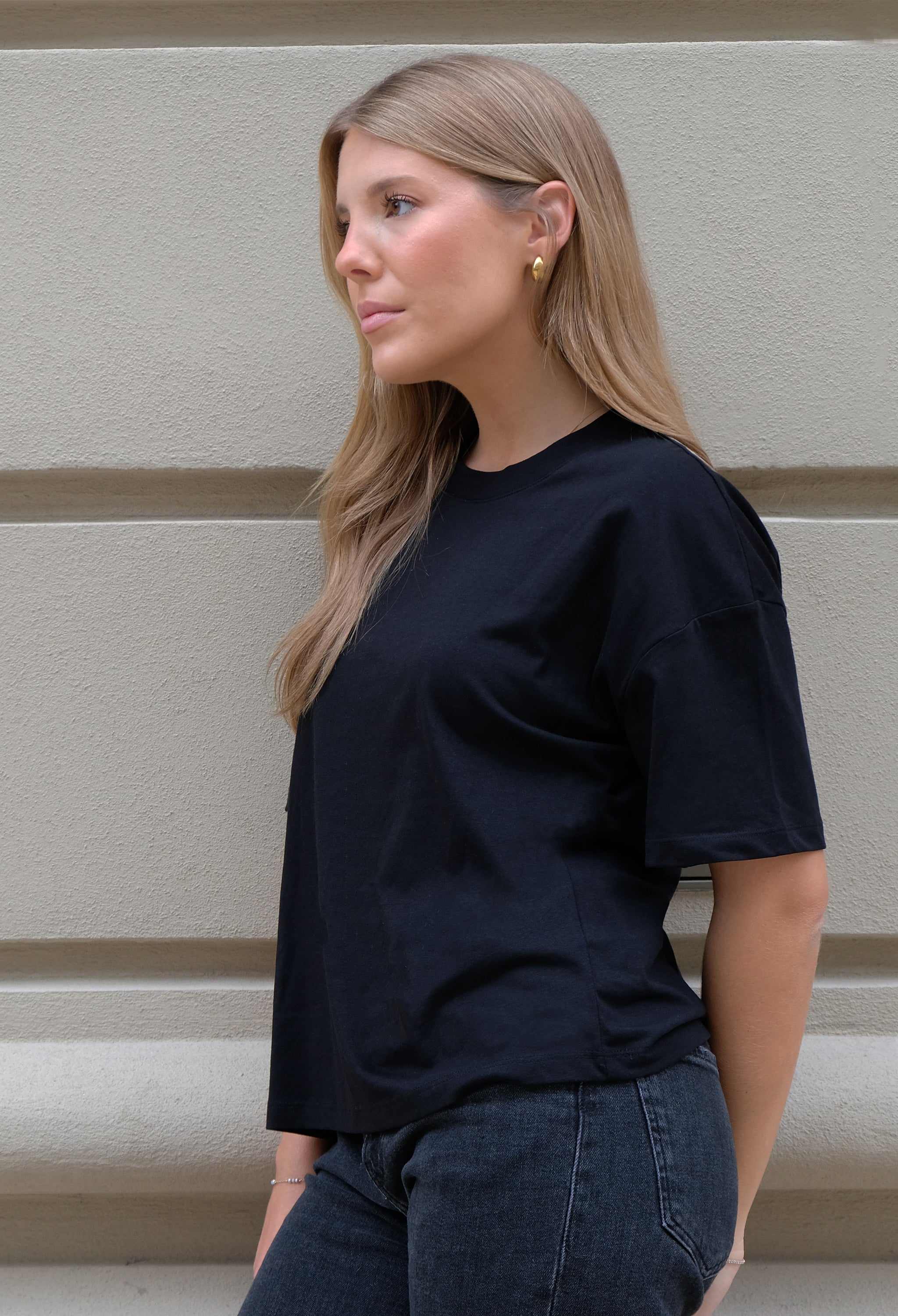 t-shirt básica preta