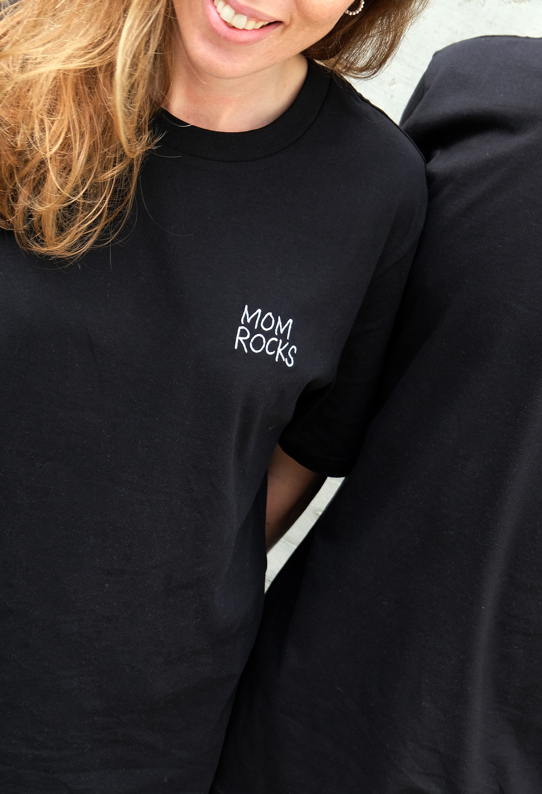 Mom Rocks T-shirt