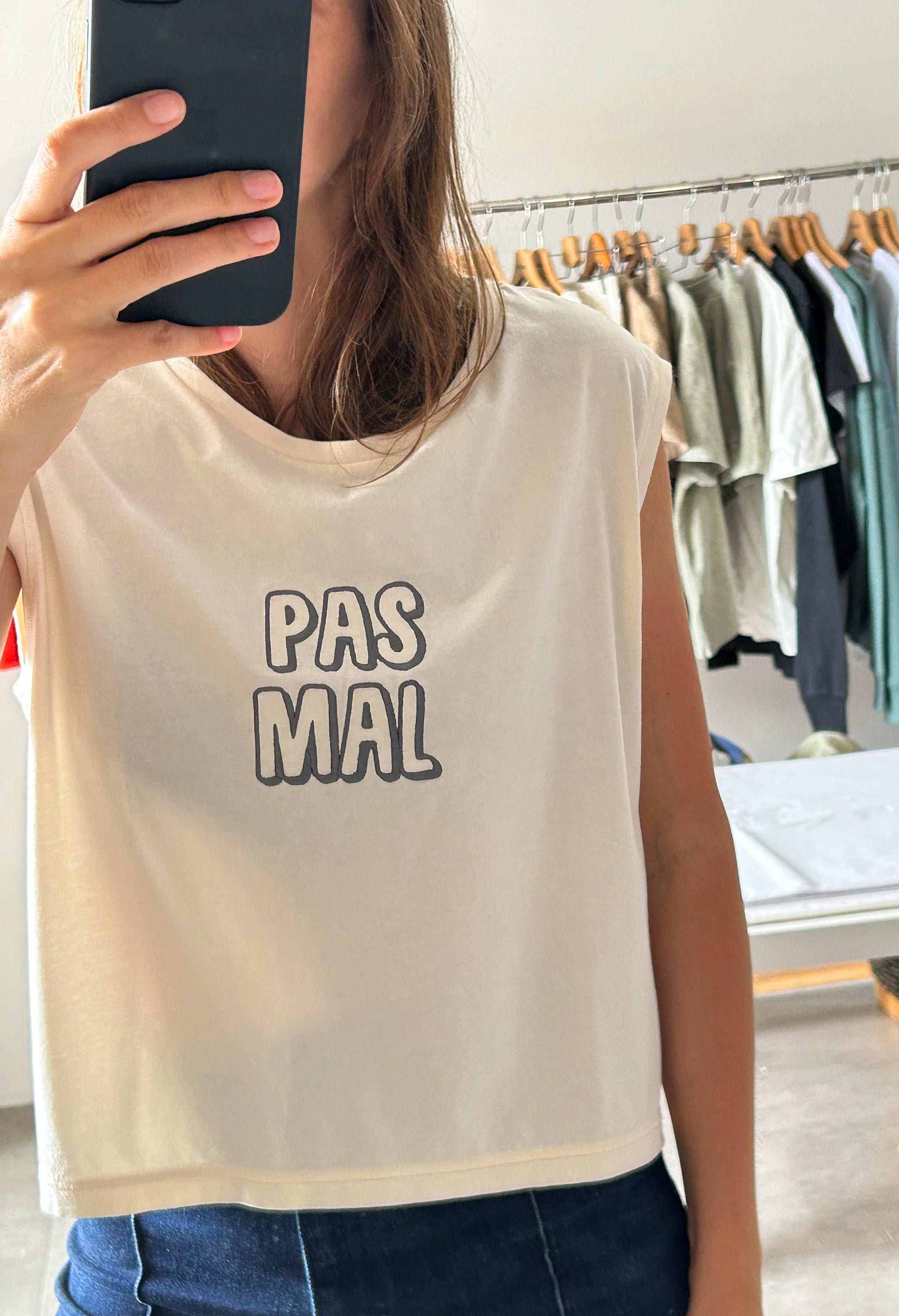 Pas Mal T-shirt